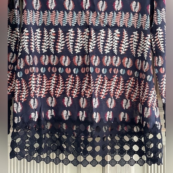 TORY BURCH Navy Fern Crochet Lace Tunic Top, Size 2 - Picture 8 of 12